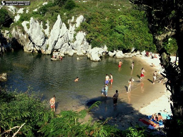 La mer, la plage, bikini, maillots de bain, bateaux et rêves