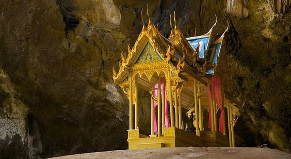 Phraya Nakhon, Les grottes, le Pavillon Kuha Karuhas, Thaïlande