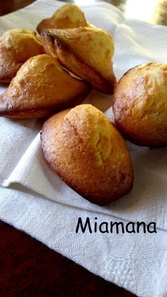 Madeleines à la crème et au citron