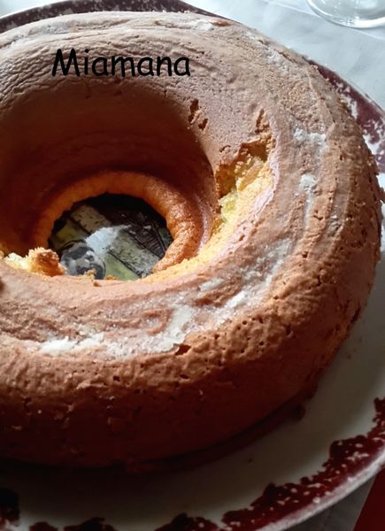 Gateau éponge au citron et à l'huile d'olive