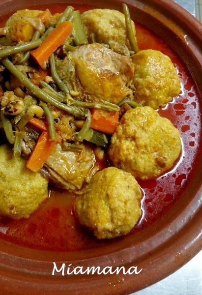 Aasbane- boulettes de semoule en sauce
