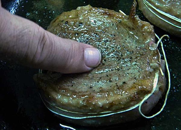 TOURNEDOS DE CANARD FACON ROSSINI