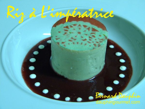 RIZ A L'IMPERATRICE ET SON COULIS DE FRUITS ROUGES