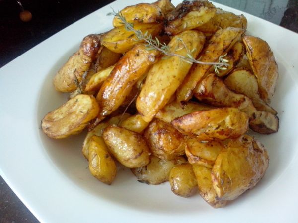 POMMES DE TERRE NOUVELLES CARAMELISEES AU BALSAMIQUE
