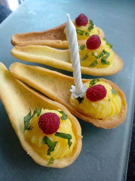 HAPPY BIRTHDAY......8 ans de partage de bonheur dans l'Assiette!
