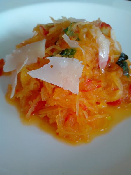 WOK DE COURGE SPAGHETTIS TOMATES BASILIC POIVRON