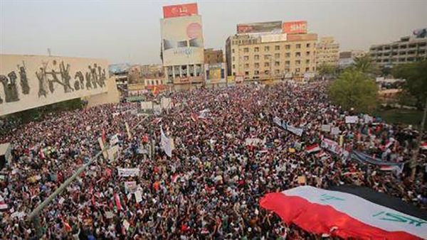 Place Tahrir: Manifestation antigouvernementale répondant à l'appel de Moqtada al-Sadr