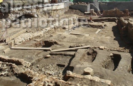 Place des Martyrs (Alger) : 1500 ans d’histoire dévoilés par des fouilles (source El Watan DZ)