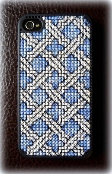 Coque brodée pour Iphone "Arabesque"