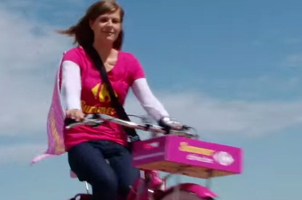 « Bronzez tranquille! Carrefour.be veille sur vous et crée un pop-up drive pour la plage »