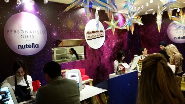 Noël Retail à Londres : Selfridges joue à fond la perso. # 1 l'atelier Nutella.