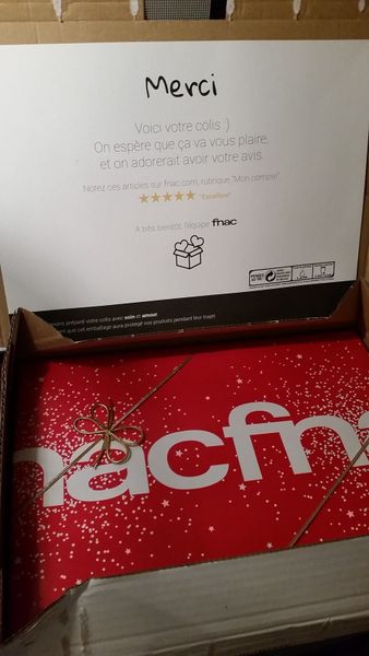 Noêl 2015 : Fnac unboxing ... un service Fnac Express+ excellent.