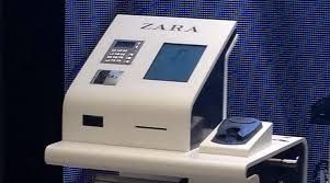 Fini les attentes interminables chez Zara qui va équiper ses magasins de caisses self checkout.