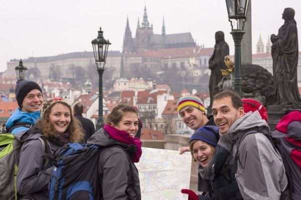 Plus de 30 000 jeunes participent à partir de ce lundi 29 décembre à la Rencontre européenne de Taizé, qui se tient à Prague jusqu’au 2 janvier.