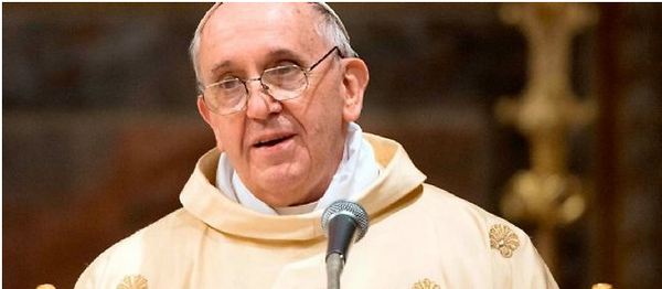 Arméniens: le pape François utilise le mot "génocide" à propos du massacre