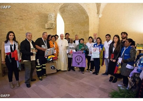 En cette fête du Premier Mai : relire le discours du Pape François aux exclus de la terre, de la maison et du travail