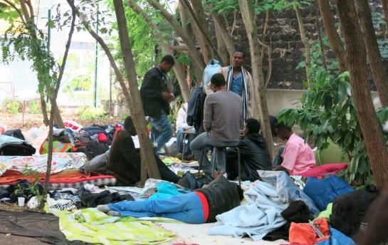 Le "Bois Dormoy", une étape dans l'errance des migrants à Paris