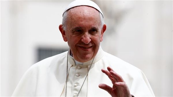Le pape François ouvre la porte aux femmes diacres