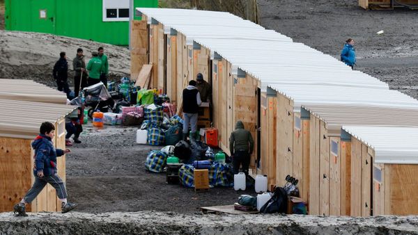 Anne Hidalgo va créer un camp humanitaire pour réfugiés à Paris