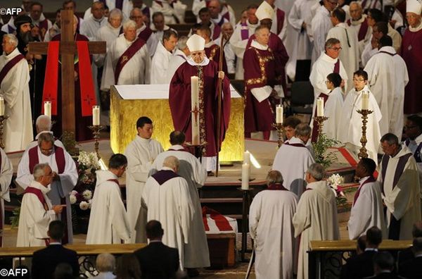 Le Cardinal Tauran souligne l'urgence du dialogue islamo-chrétien