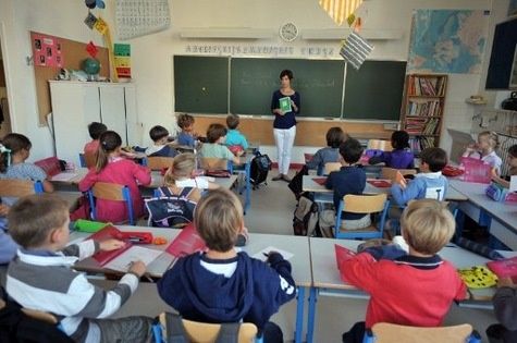 Nouria Benghebrit pour la "généralisation du mode de gestion participative des établissements éducatifs"