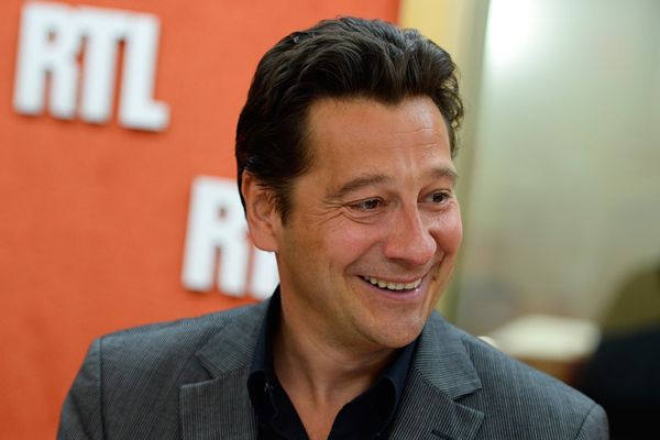 Laurent Gerra 2015: Retour de Sarkozy, Le Pen, Johnny,......