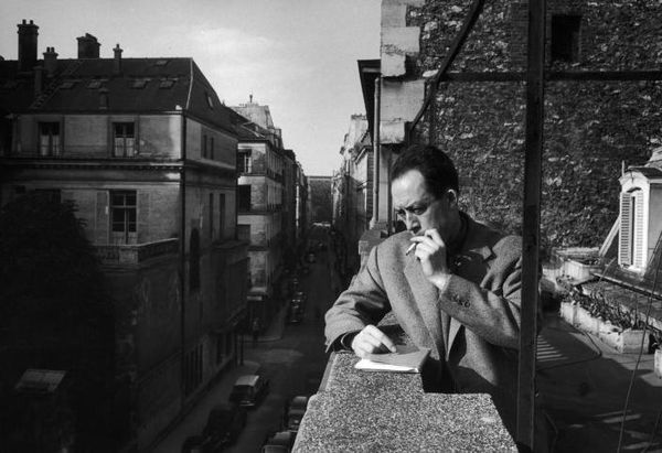 Ecriture romanesque/ Les verbes de dialogue.