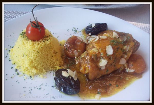 tajine de poulet et sa semoule