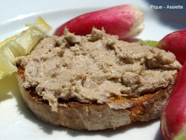 Rillettes de sardines en boite hyper rapide.