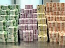 L’uscita dall’euro! Alcune forze politiche ipotizzano e sostengono l’uscita dall’euro, usando diverse affermazioni. Nessuno di loro suggerisce un’alternativa o una soluzione convincente.