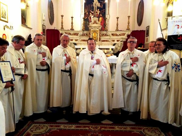CHEVALIERS: CEREMONIE DE CONSECRATION A' FERRANIA