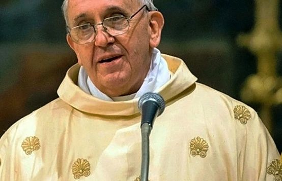 DA RATZINGER A BERGOGLIO, CRONACA DI DUE PONTIFICATI NELL'ULTIMO LIBRO DI LEONE ZINGALES