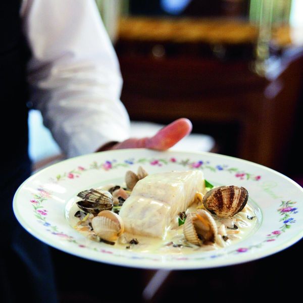CHAINE DES ROTISSEURS DE MONACO: Joël ROBUCHON fidèle aux rôtisseurs de Monaco.