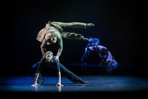 GALA RUSSE- BALLET UP & DOWN