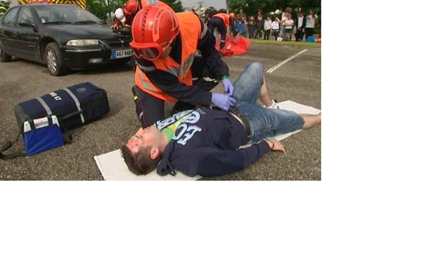 Premiers secours: savoir réagir en cas de traumatisme