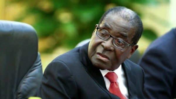Mugabe accède à la présidence de l'UA