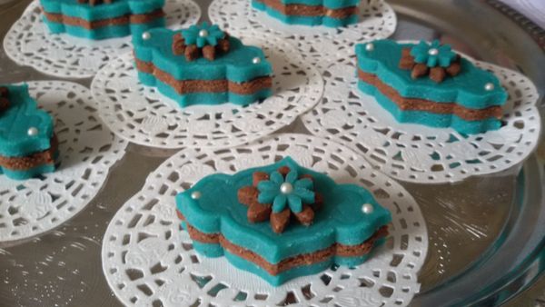 Mauresque pâte d'amandes et nutella ( pâtisserie algérienne )