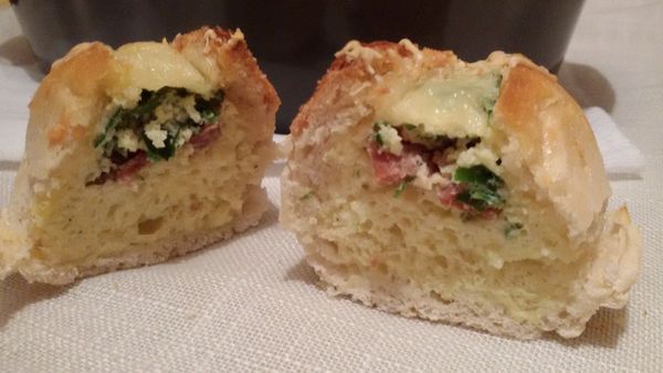 Petit pain au sücuk ( Saucisse turque )
