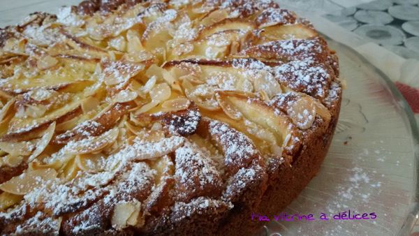 Moelleux aux pommes et à la frangipane