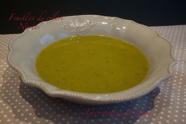 Soupe de feuilles de céleri et navets