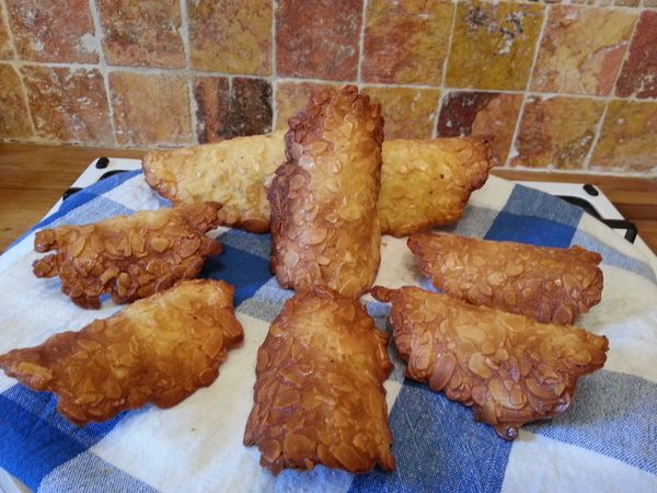 les tuiles aux amandes et à l'orange