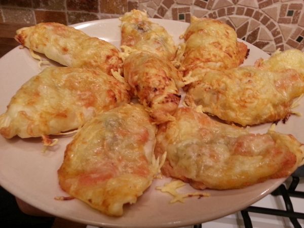 les chaussons à la tomate