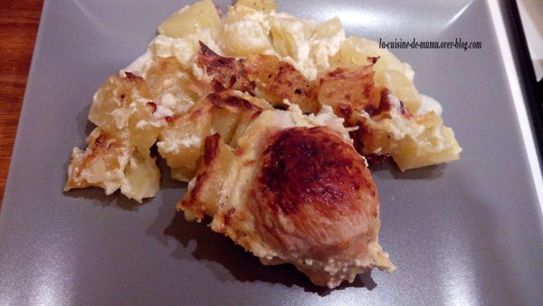 les escalopes farcies à la feta accompagnées de pommes de terre à la crème