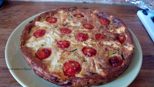 le clafoutis salé à la courgette, tomates et au cœur de feta