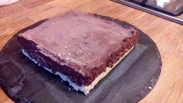le gâteau trianon au praliné et chocolat