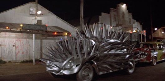The cars that ate Paris (Peter Weir, 1974)