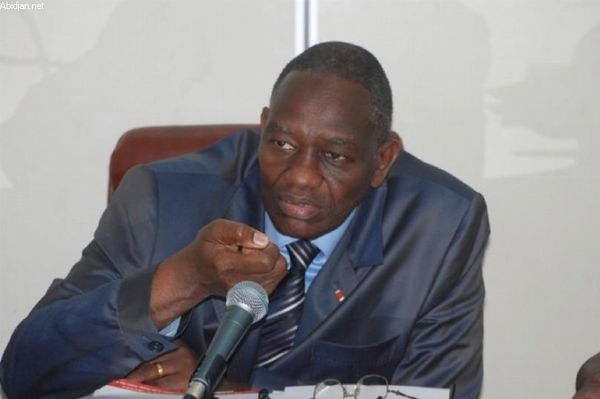 Pénurie d’imprimés pour permis de Conduire- Gaoussou Touré accusé par des acteurs du secteur