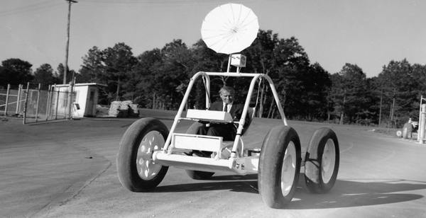 UN PROTOTYPE DE ROVER DE LA NASA A LA CASSE