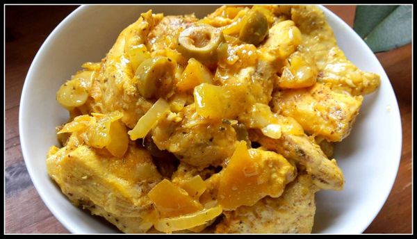 Blancs de poulet aux citrons confits et olives (façon tajine)