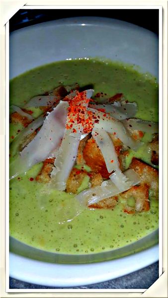 Velouté de Courgettes et croutons maison